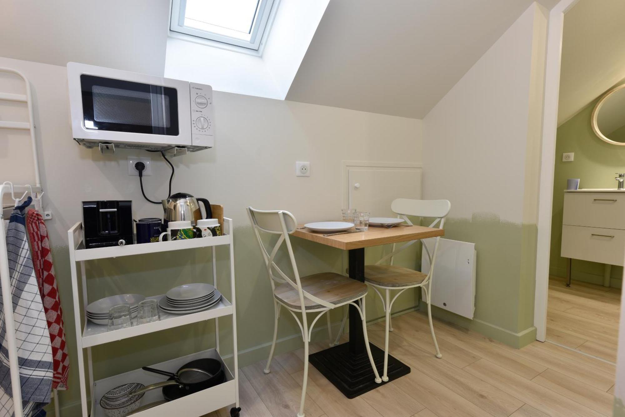 Appartement Ecrin Romantique,7studios,3km Du Zoo!